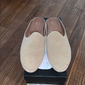 Donald J Pliner mules